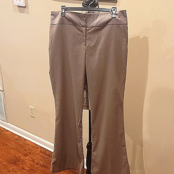 Light Brown Slacks Size 14 - Picture 1 of 3